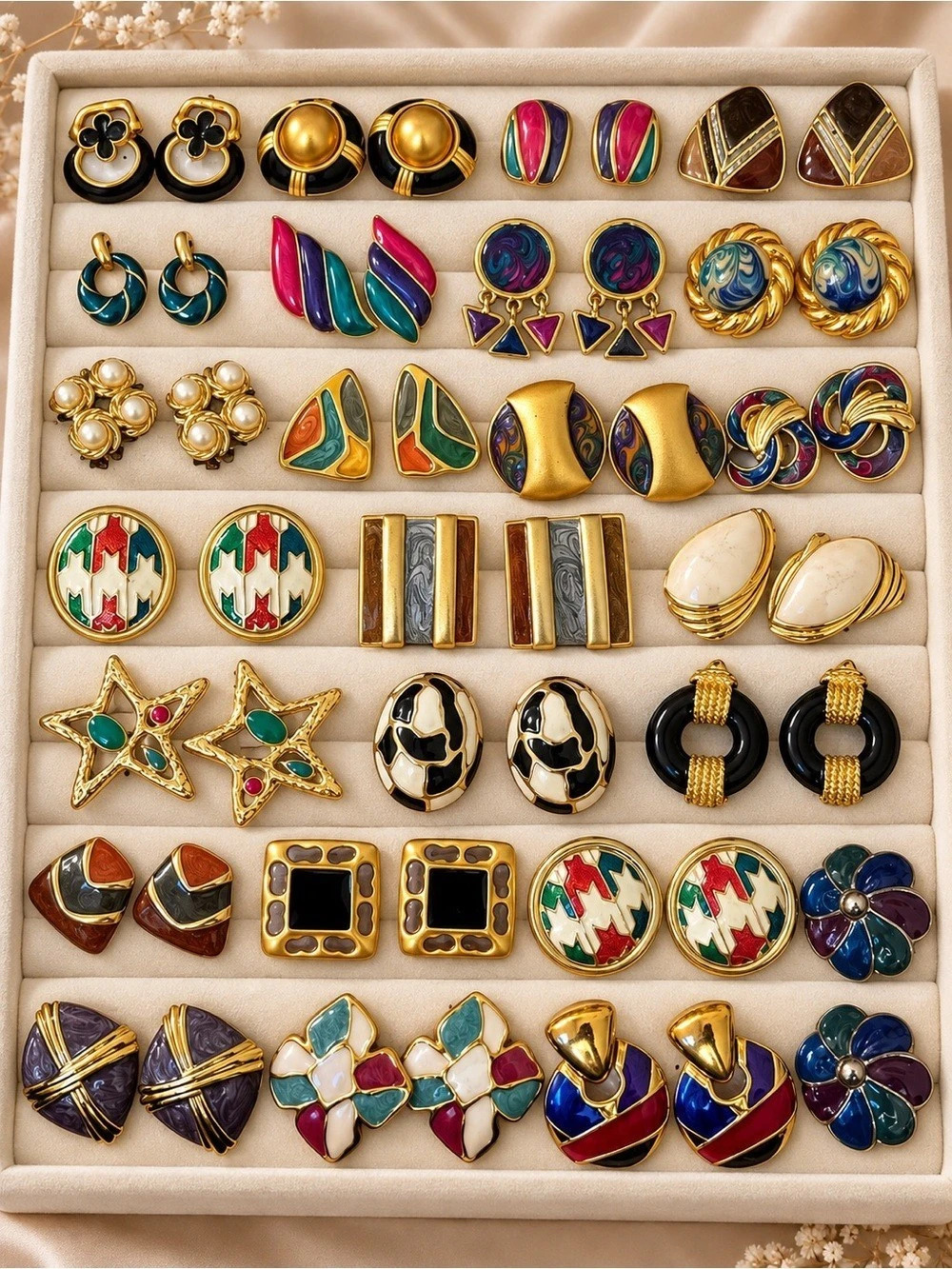 25 set of vintage earrings Lilly's Multicolor Gold-Tone Statement Earrings  334